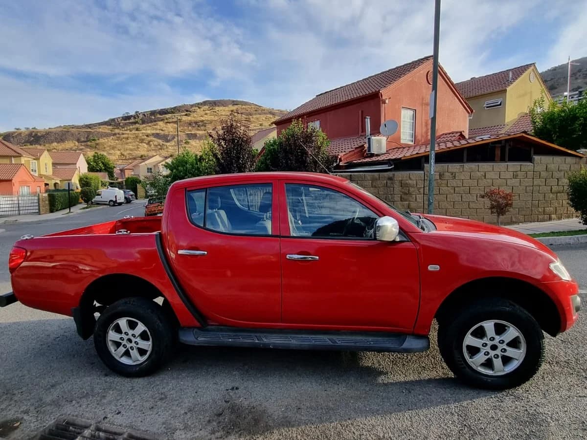 2015 MITSUBISHI L200 KATANA CR 2.5 - Imagen 7