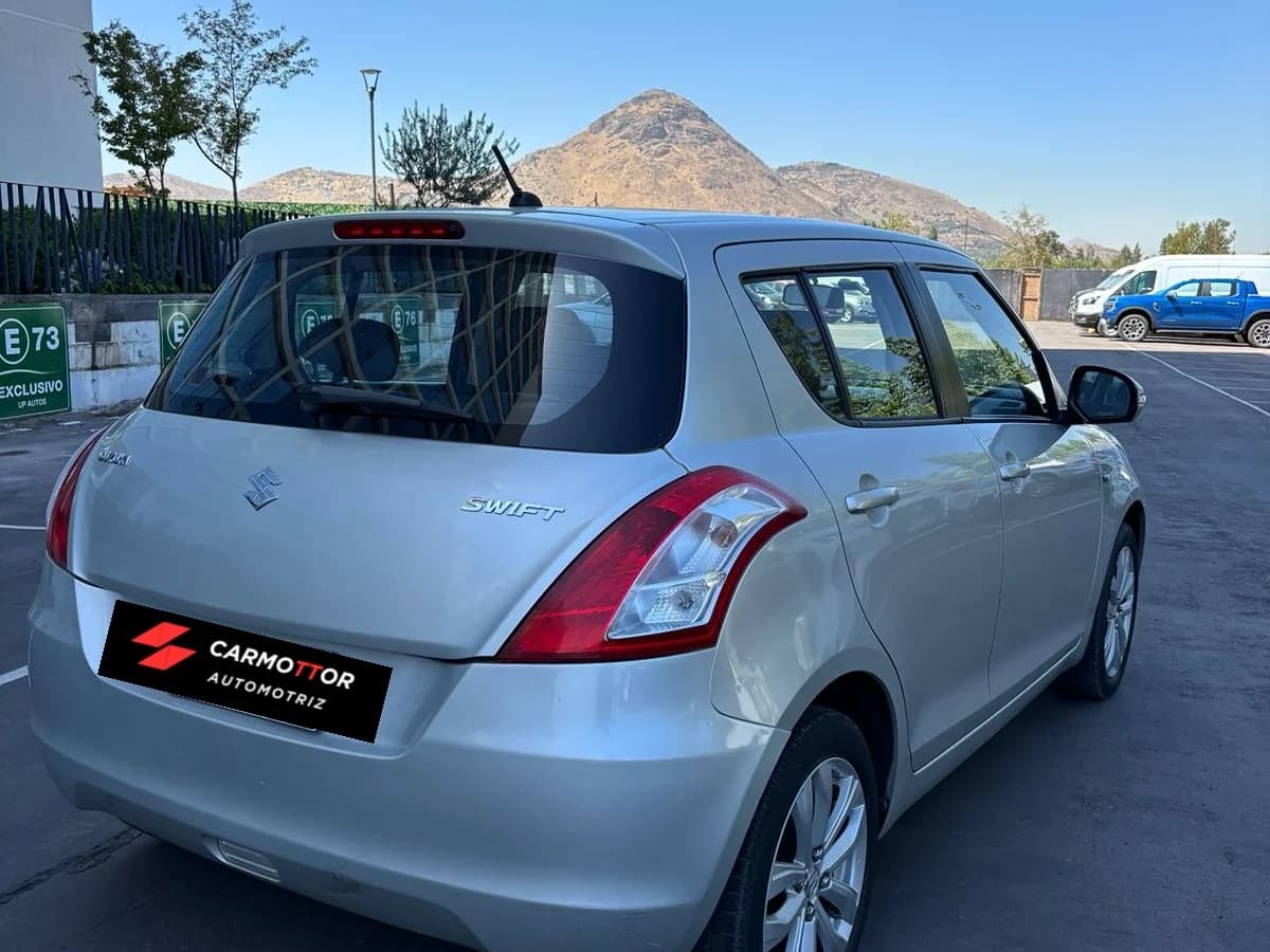 SOLO 2 DUEÑOS Y POCO KILOMETRAJE - Imagen 5