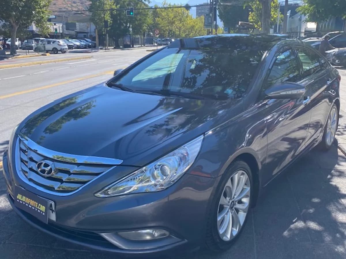 HYUNDAI SONATA GLS 2.4 AT 2011