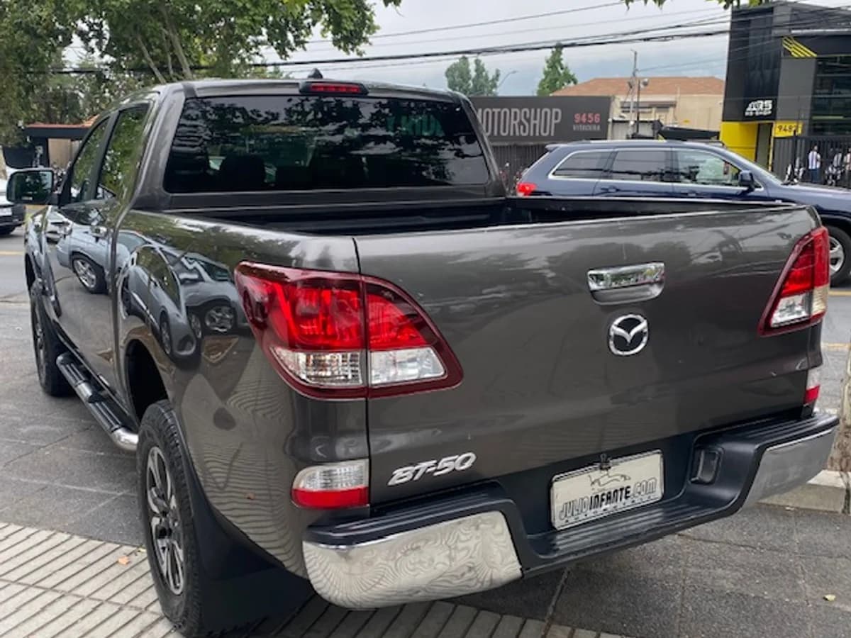 MAZDA BT-50 2.2 Diesel. 4x2 2021 - Imagen 4