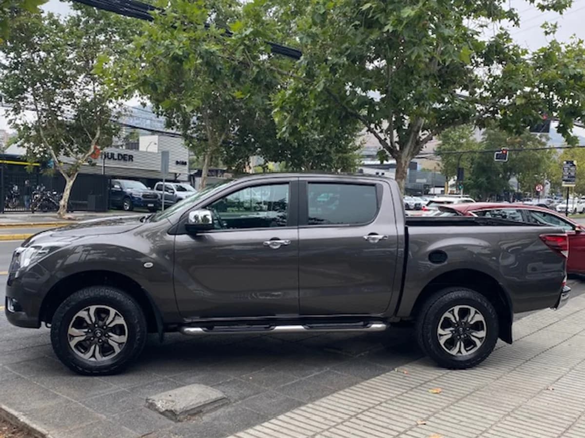 MAZDA BT-50 2.2 Diesel. 4x2 2021 - Imagen 8