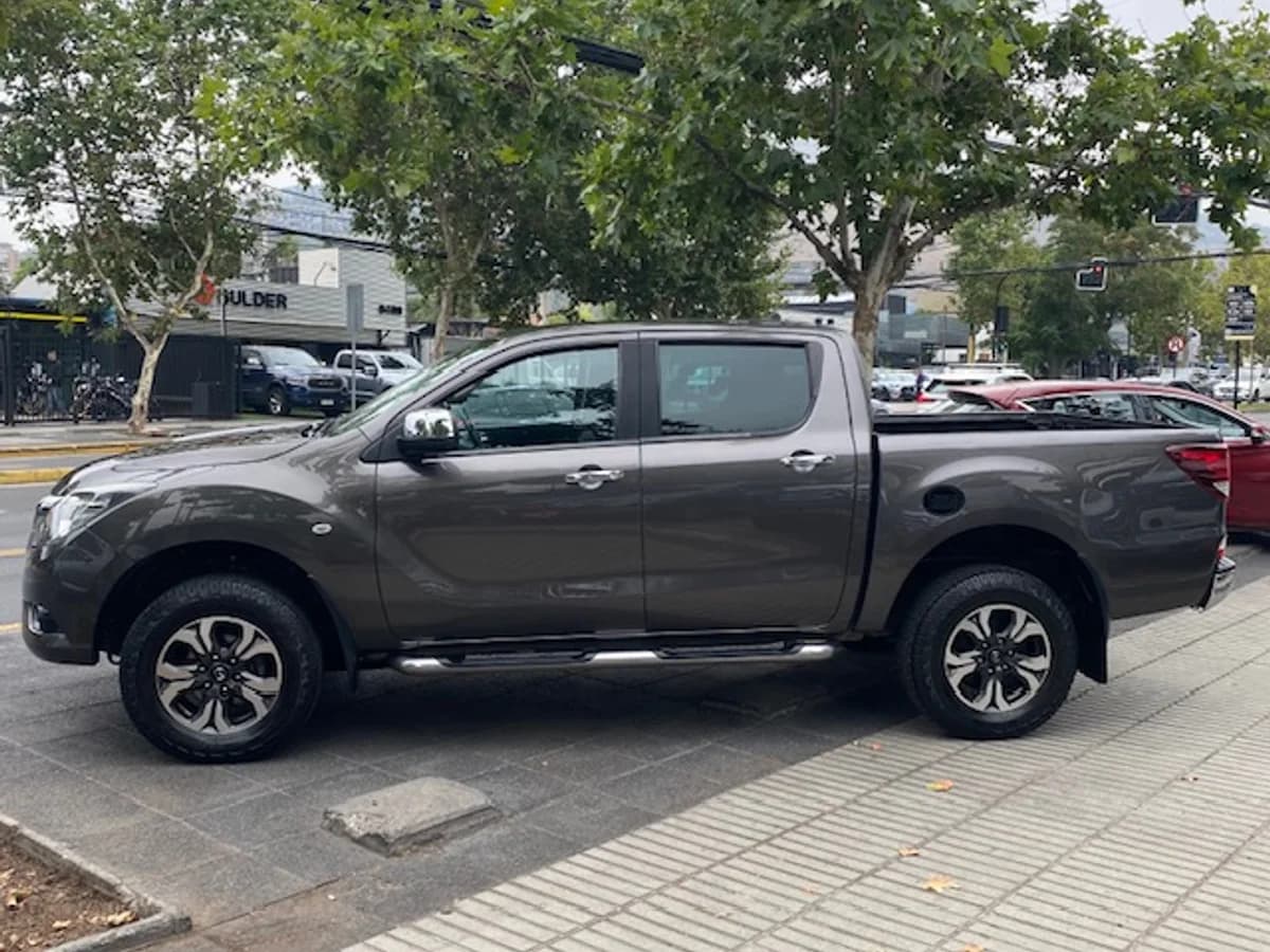 MAZDA BT-50 2.2 Diesel. 4x2 2021 - Imagen 10