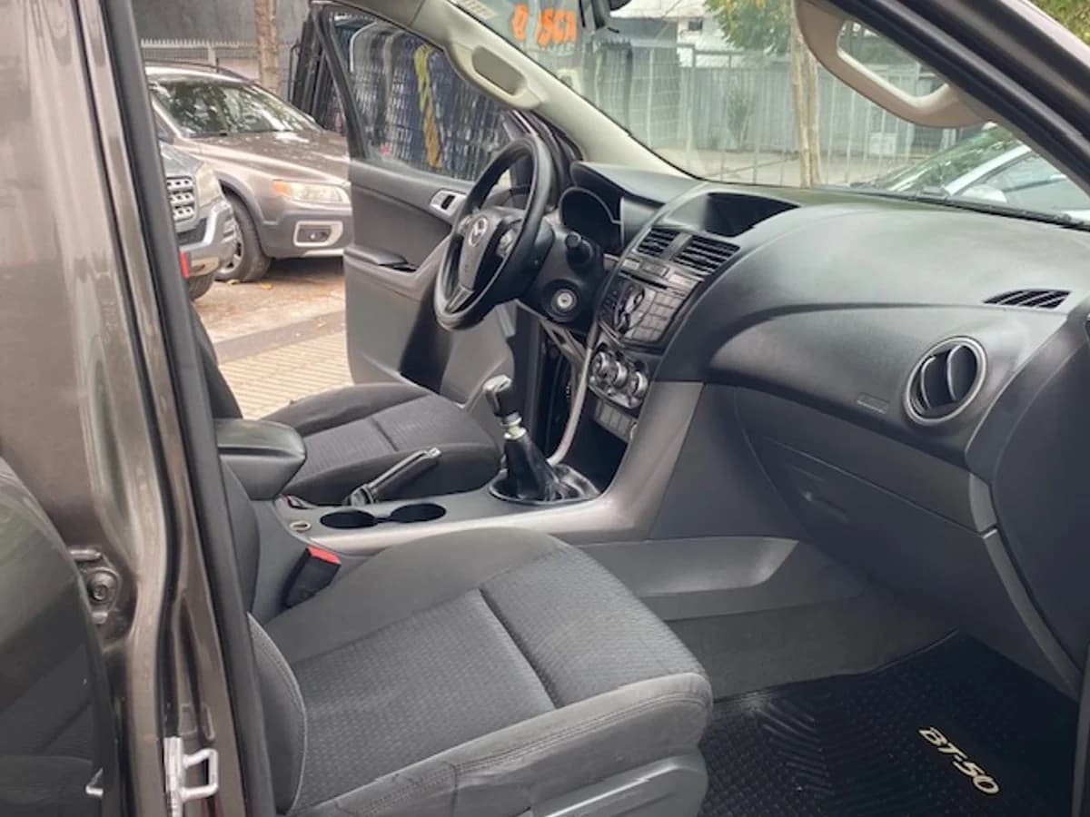MAZDA BT-50 2.2 Diesel. 4x2 2021 - Imagen 15