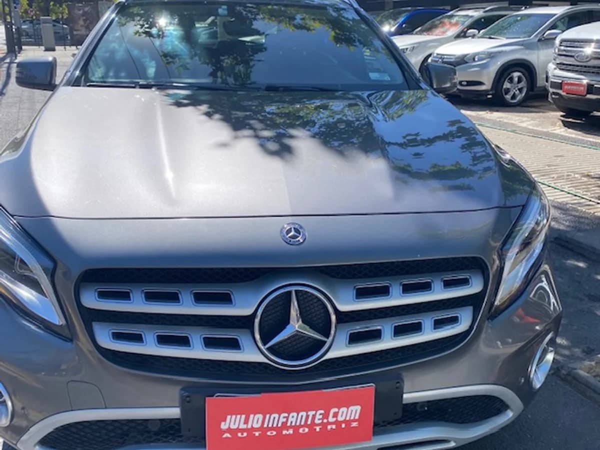 MERCEDES-BENZ GLA 200 GLA 200 autom. 7 veloc 2019 - Imagen 4