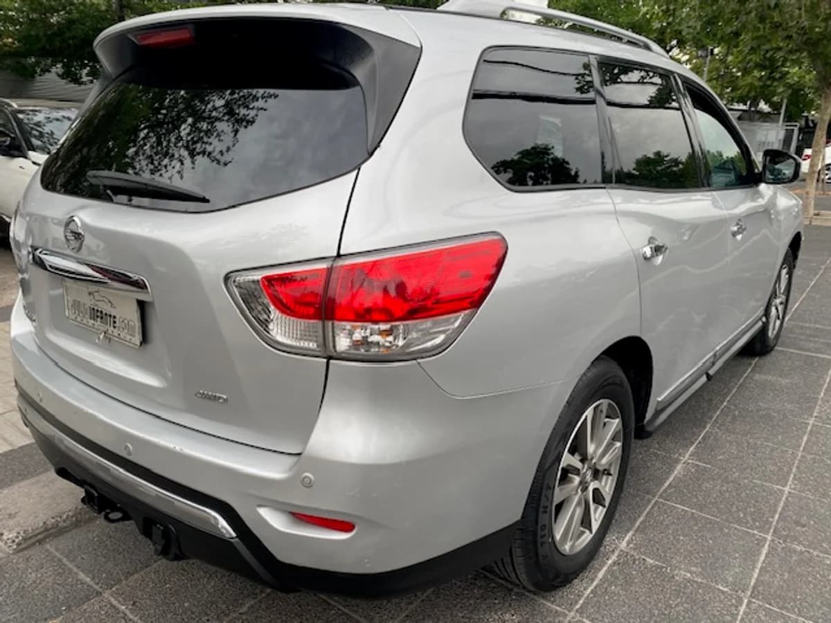 NISSAN PATHFINDER 4x4 3.5 Aut. 2014 - Imagen 2
