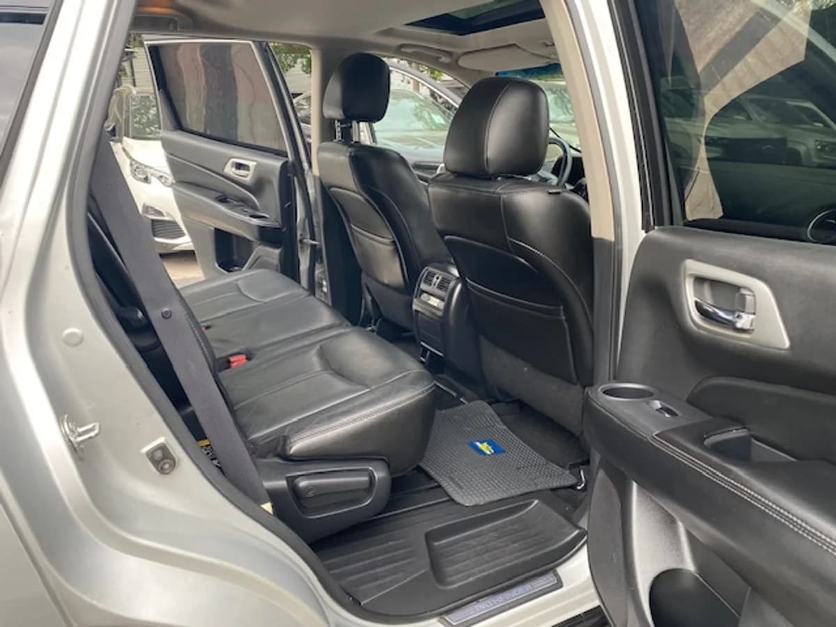 NISSAN PATHFINDER 4x4 3.5 Aut. 2014 - Imagen 13