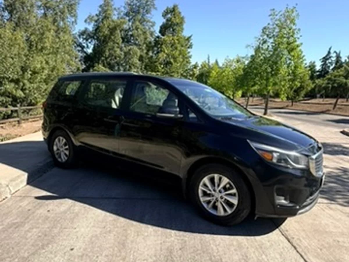 Kia Grand Carnival 3.3 V6 - Imagen 8