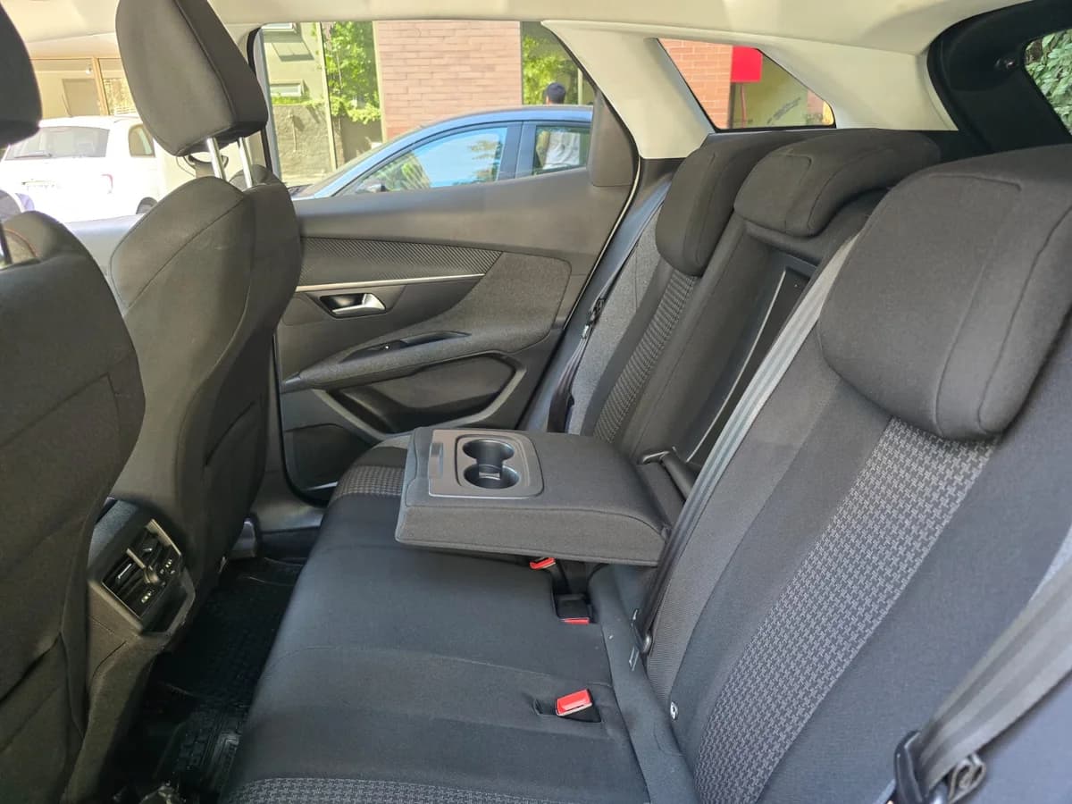 PEUGEOT 3008 MT 1.5 DIESEL - Imagen 7