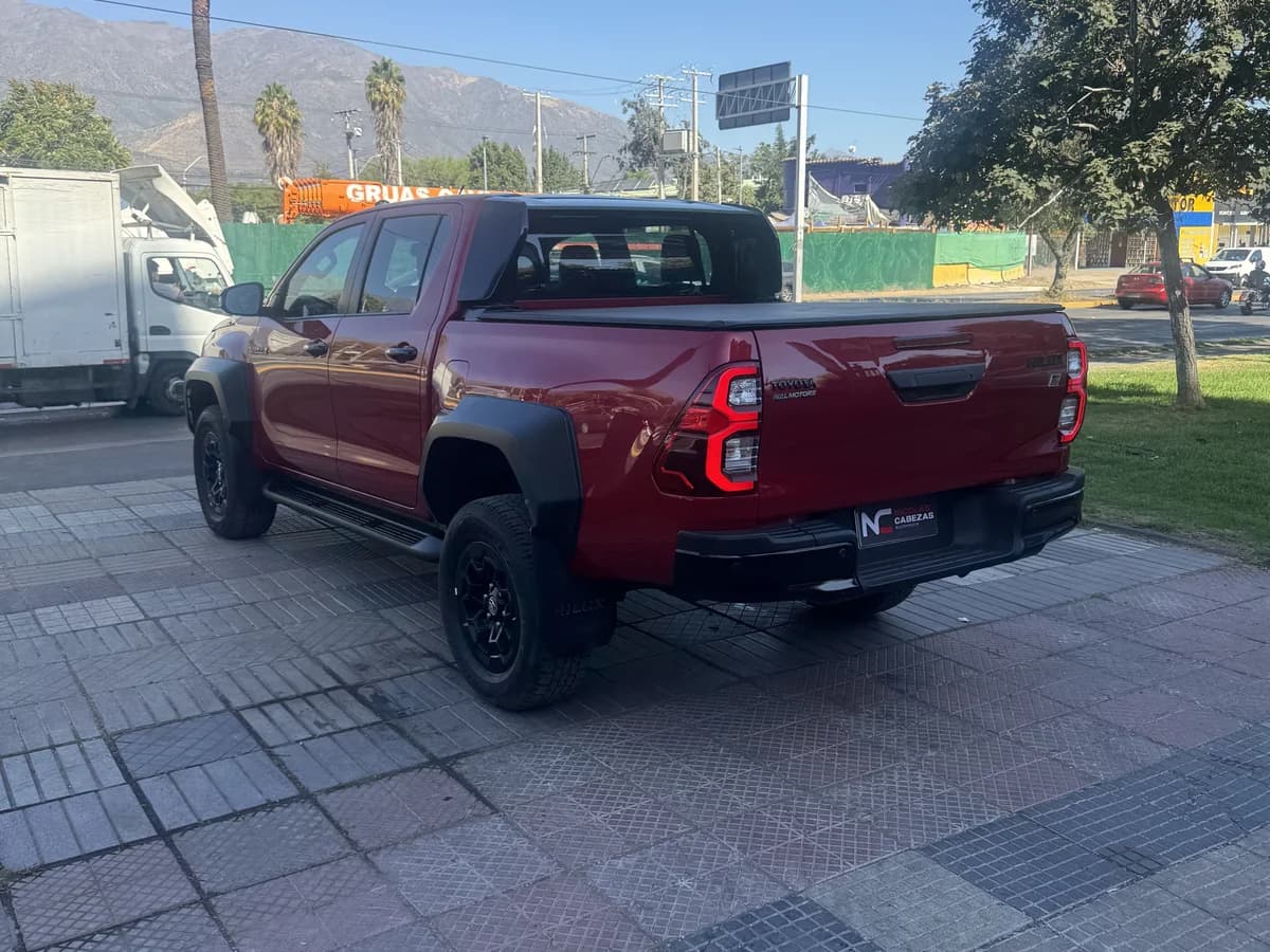 Toyota Hilux 2024 - Imagen 9