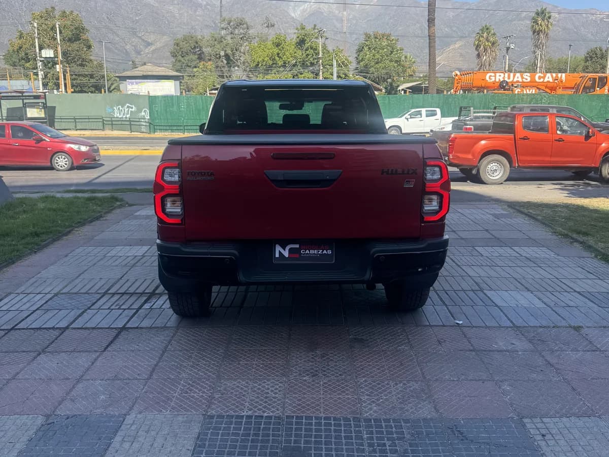 Toyota Hilux 2024 - Imagen 10