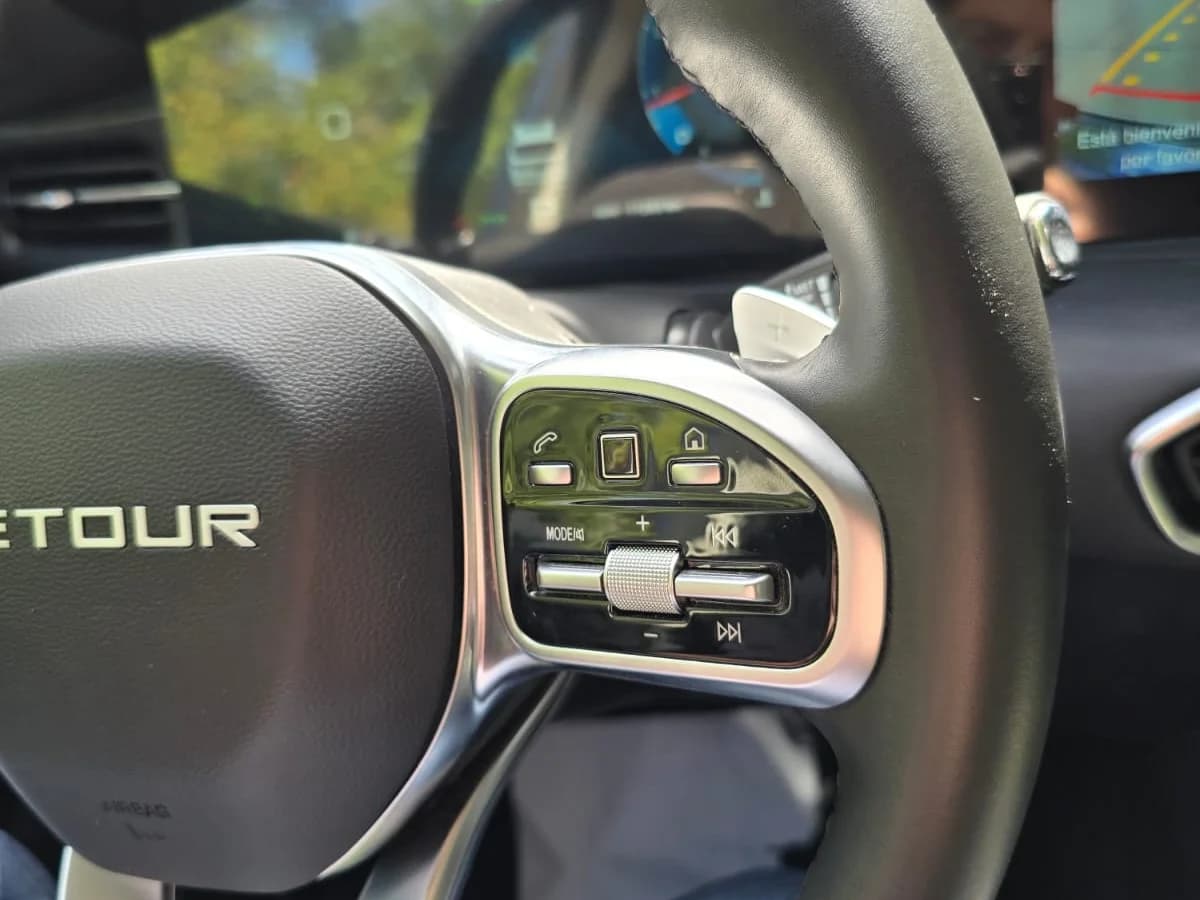 Jetour X90 Plus 2.0 Aut - Imagen 23