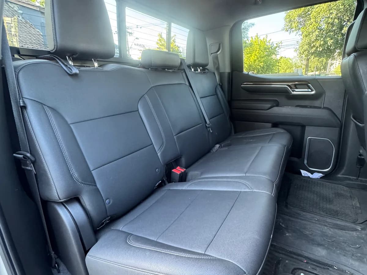 CHEVROLET SILVERADO 4X4 CC 5.3 AUT - Imagen 8