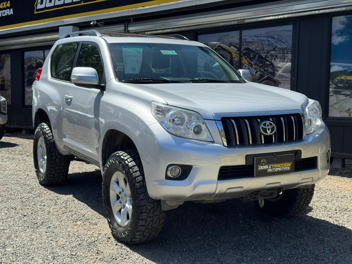 TOYOTA LAND CRUISER PRADO 2.7 2011