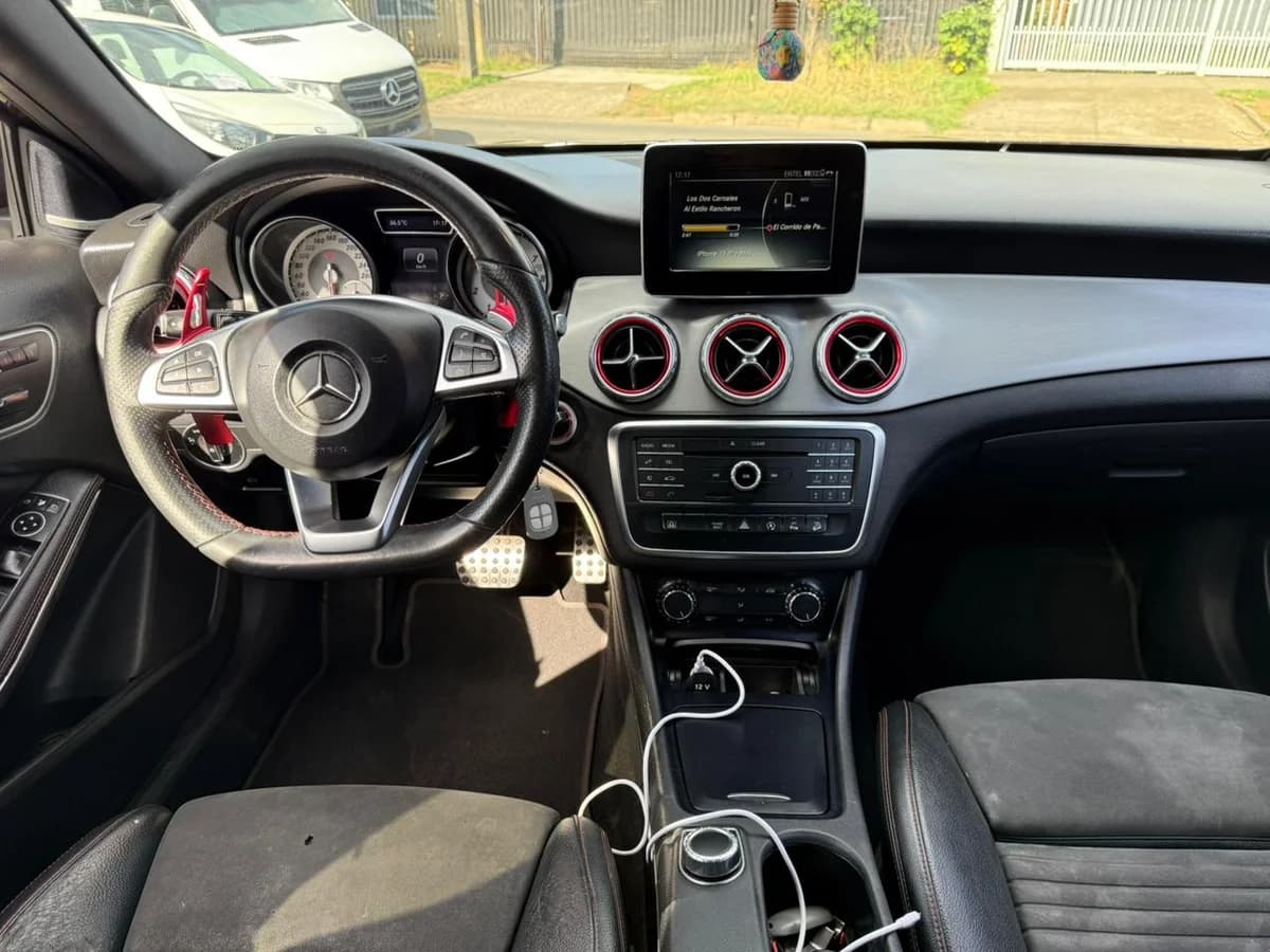 MERCEDES BENZ GLA250, 2016 | 2.0 4MATIC 4X4 AT 5P - Imagen 10