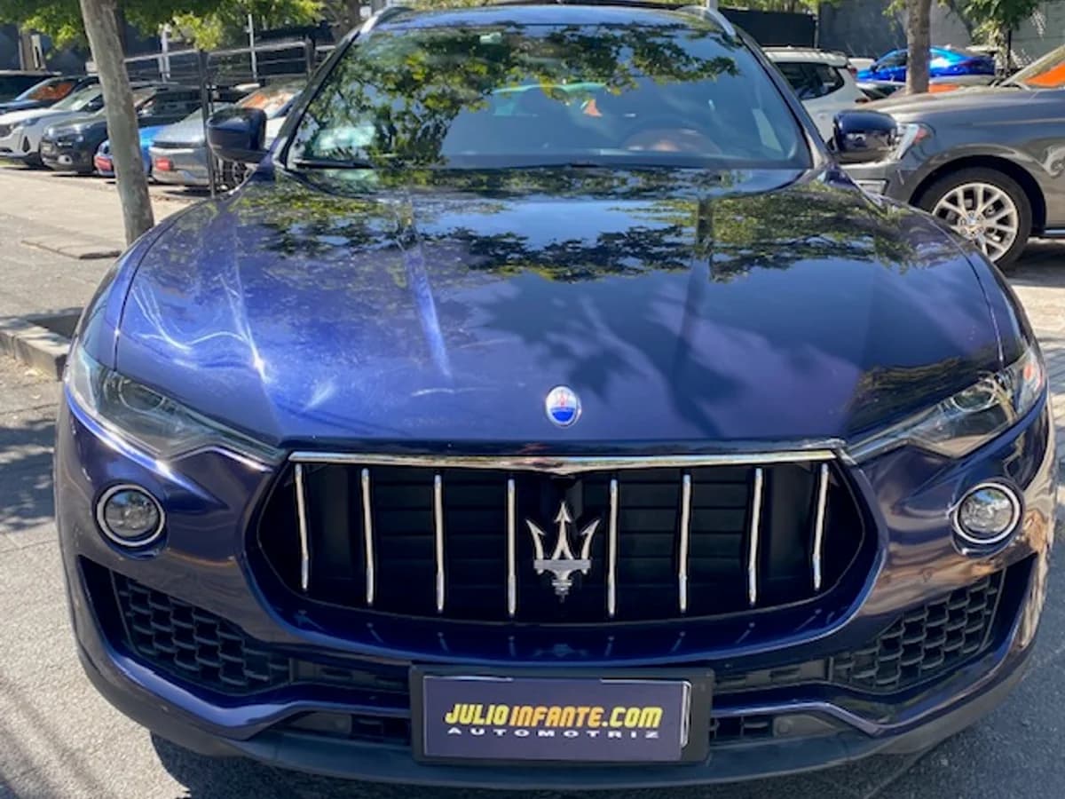 MASERATI LEVANTE SQ4 Bi turbo 430 HP. 2019 - Imagen 3