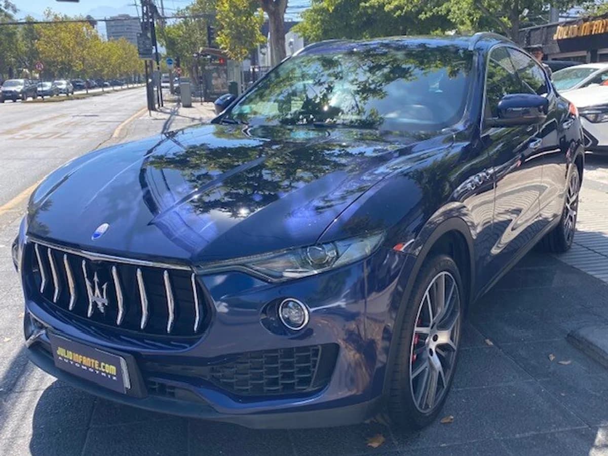 MASERATI LEVANTE SQ4 Bi turbo 430 HP. 2019 - Imagen 2