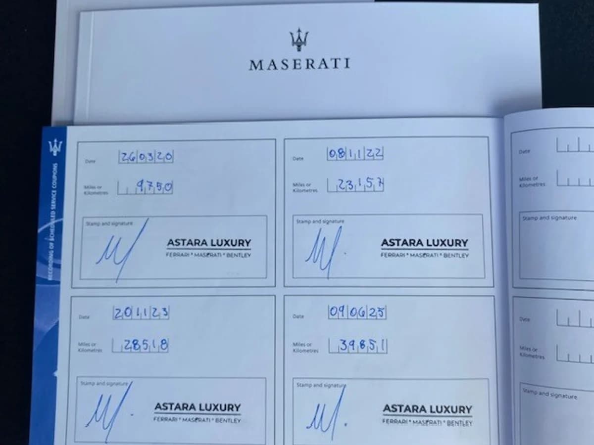 MASERATI LEVANTE SQ4 Bi turbo 430 HP. 2019 - Imagen 12