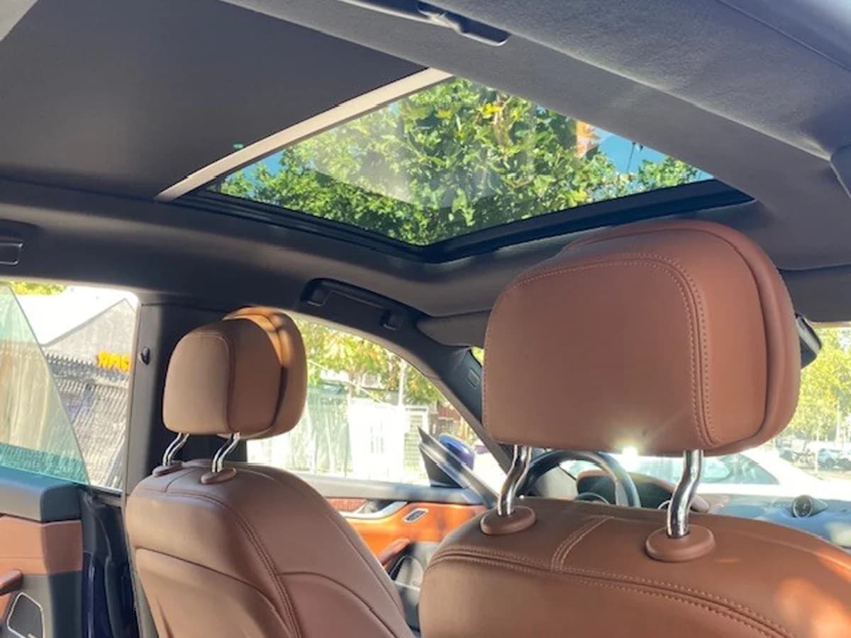 MASERATI LEVANTE SQ4 Bi turbo 430 HP. 2019 - Imagen 14