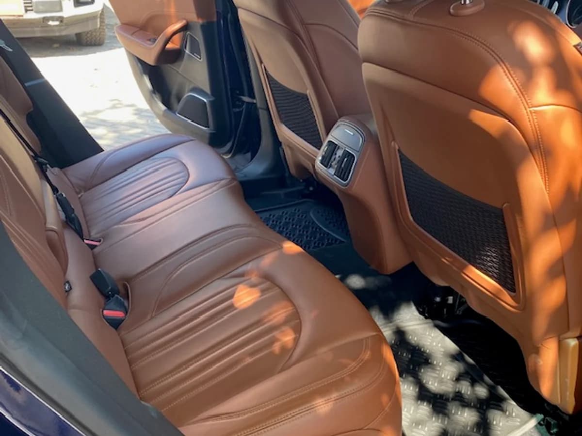 MASERATI LEVANTE SQ4 Bi turbo 430 HP. 2019 - Imagen 20