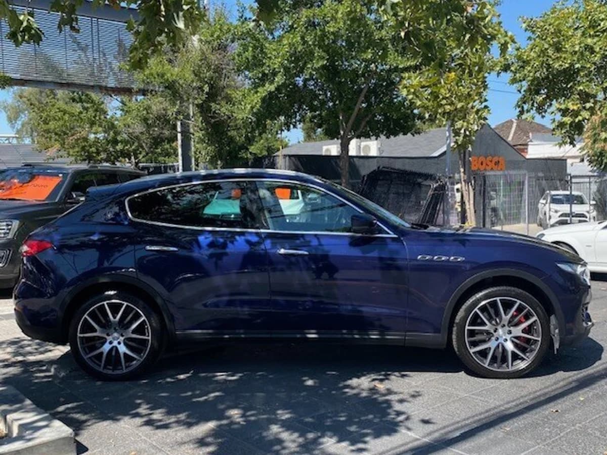 MASERATI LEVANTE SQ4 Bi turbo 430 HP. 2019 - Imagen 7