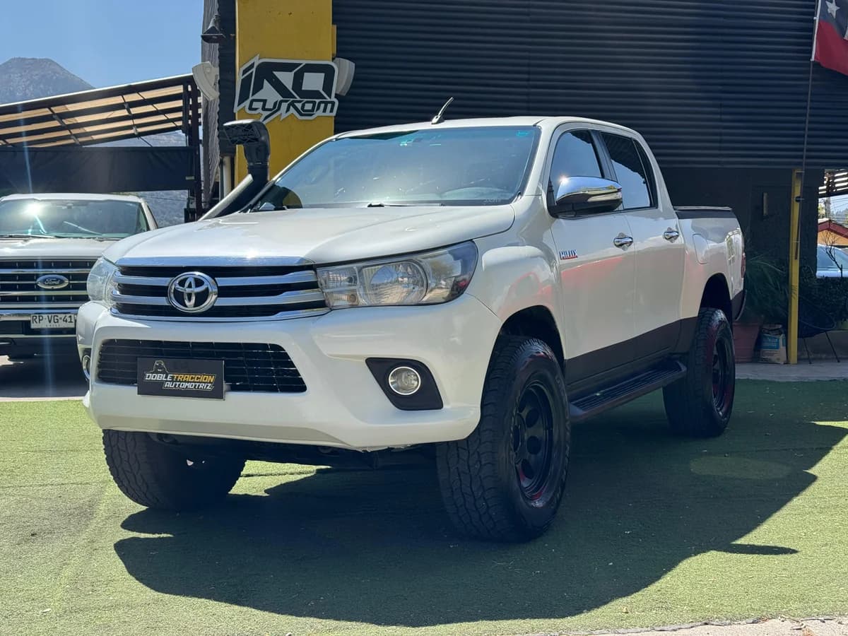TOYOTA HILUX SRV 2017 - Imagen 4