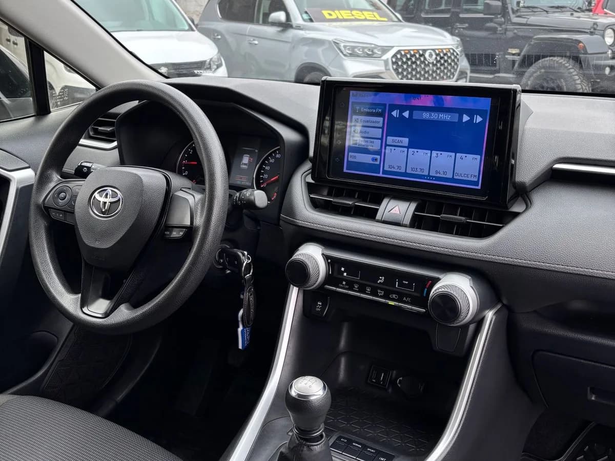 TOYOTA RAV 4 2.0 2.0 2023 - Imagen 7
