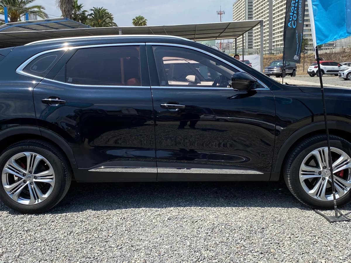 MG HS 2.0T DCT TROPHY 4WD UNICO DUEÑO - Imagen 11