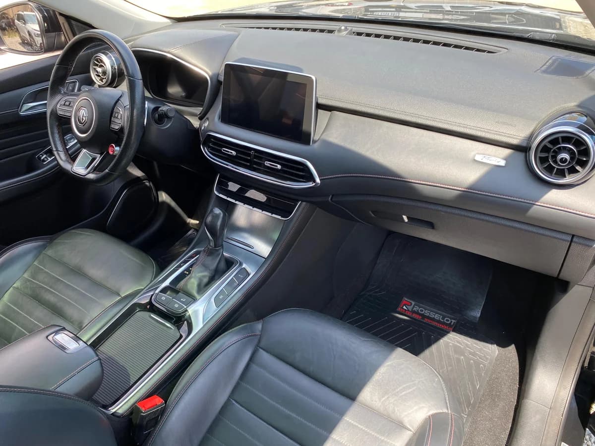 MG HS 2.0T DCT TROPHY 4WD UNICO DUEÑO - Imagen 21