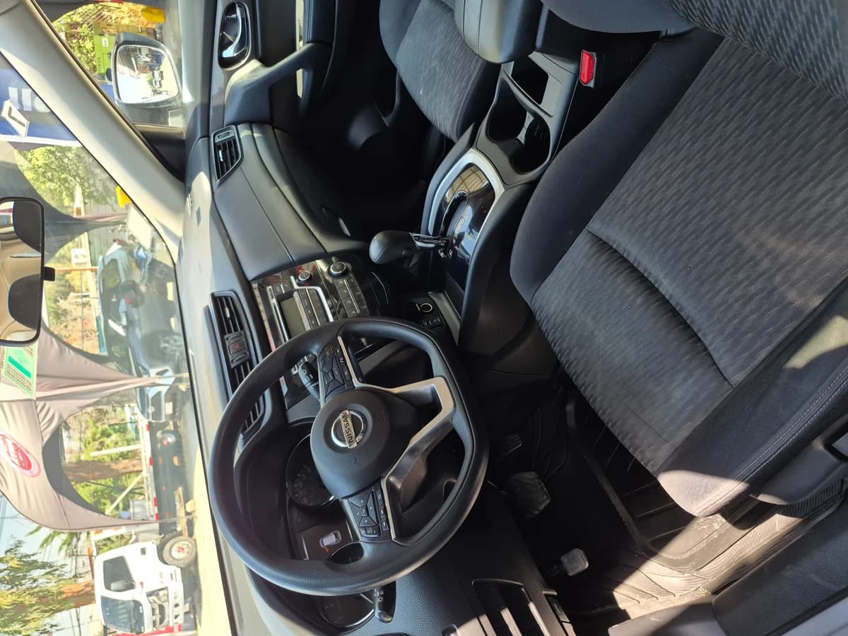 Nissan Xtrail, Automática - Imagen 12