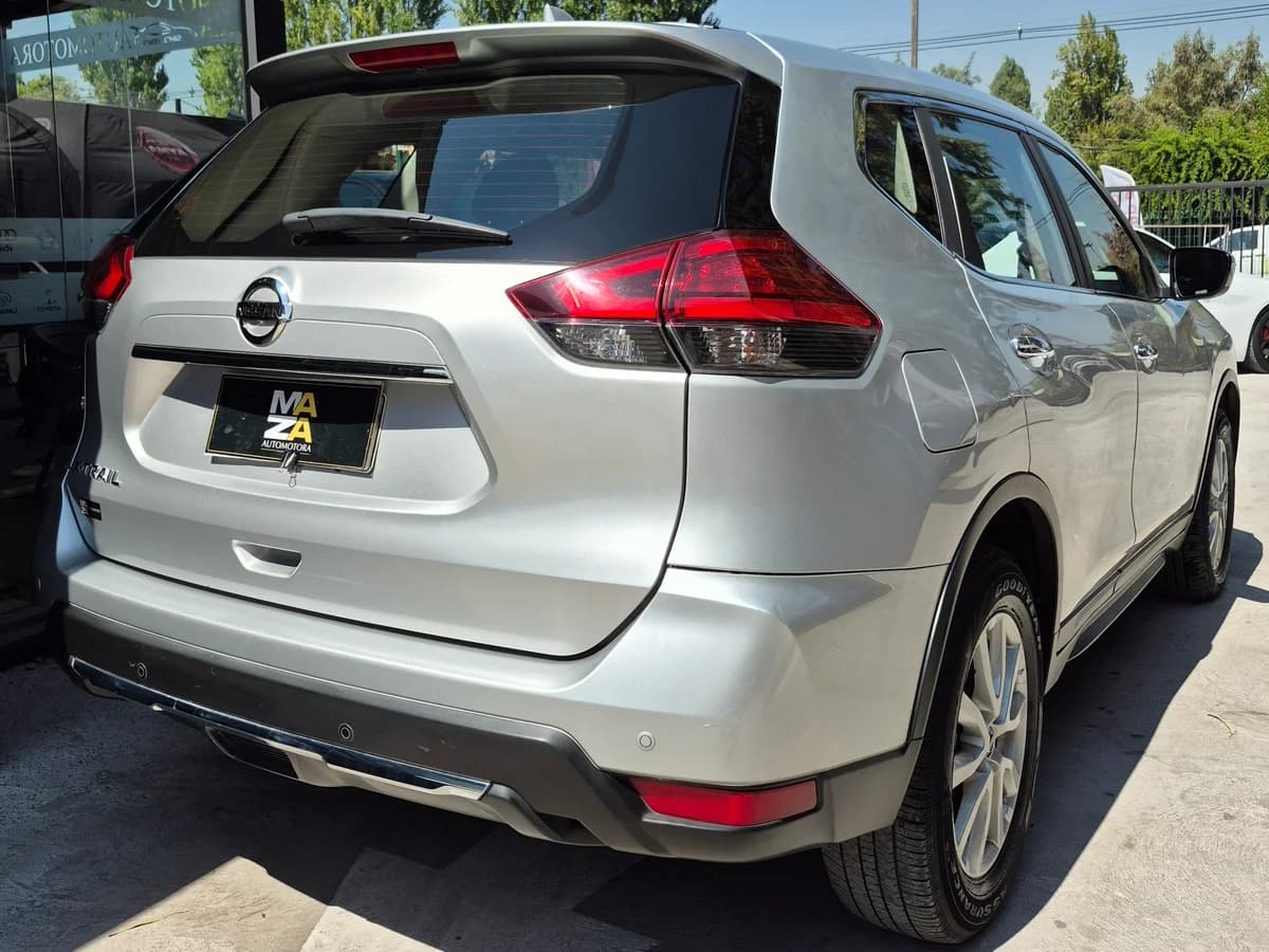 Nissan Xtrail, Automática - Imagen 15