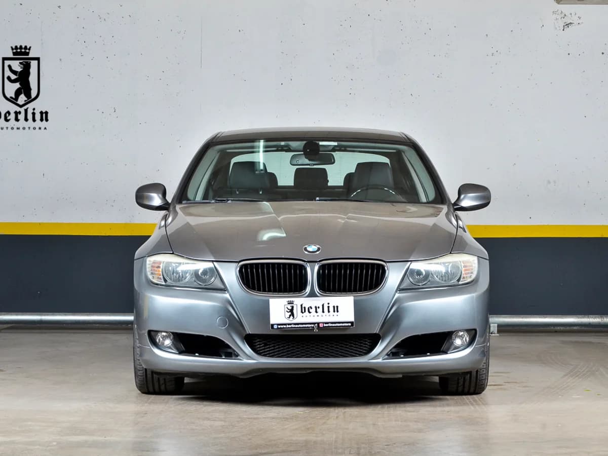 2012 BMW 316i 1.6L Aut - Imagen 2