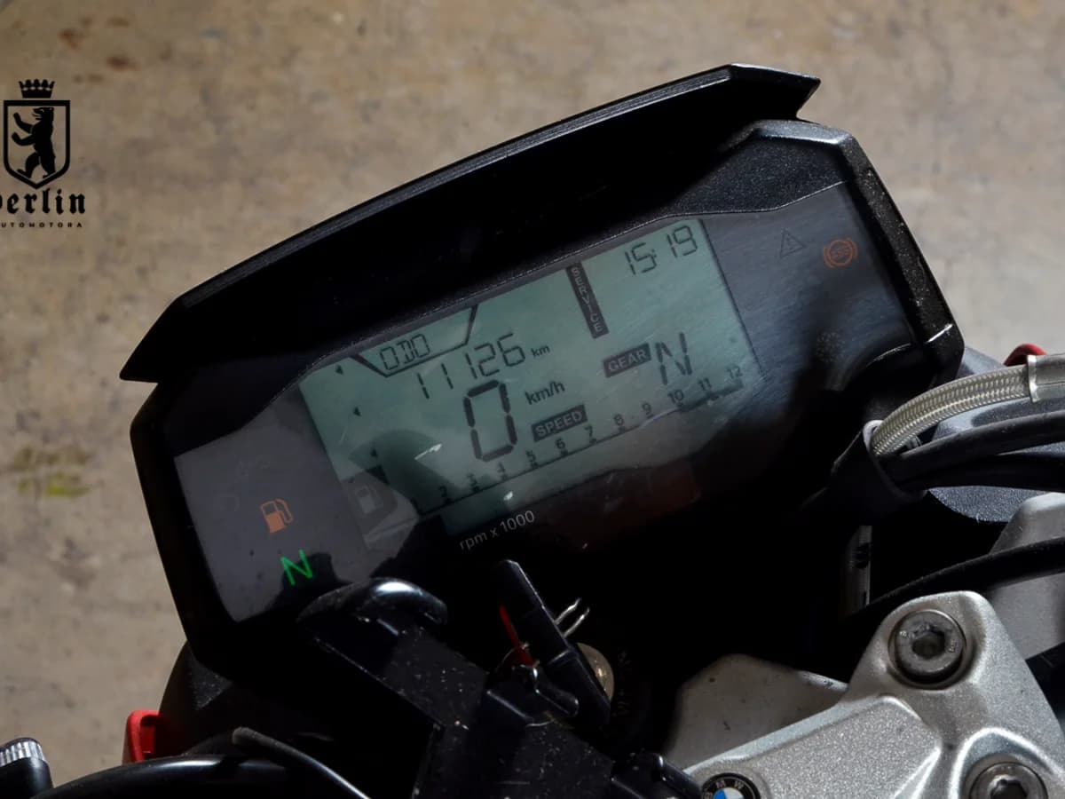 2021 BMW G310R Naked - Imagen 13