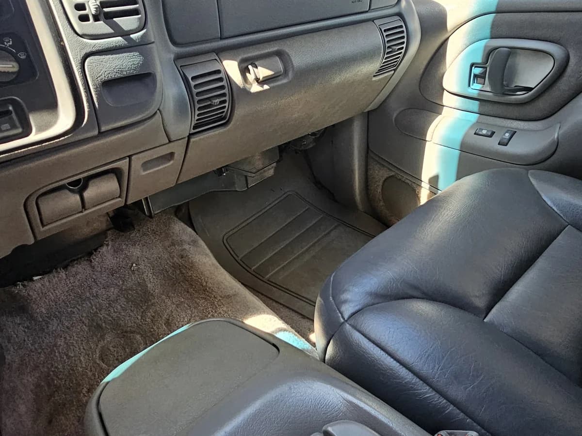 Chevrolet Tahoe 5.3 - Imagen 14
