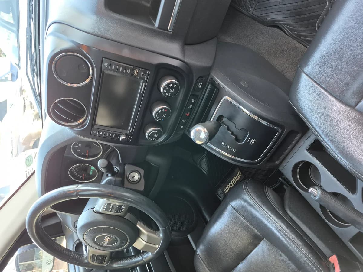 Jeep Compass Limited 2.4, Automático - Imagen 9