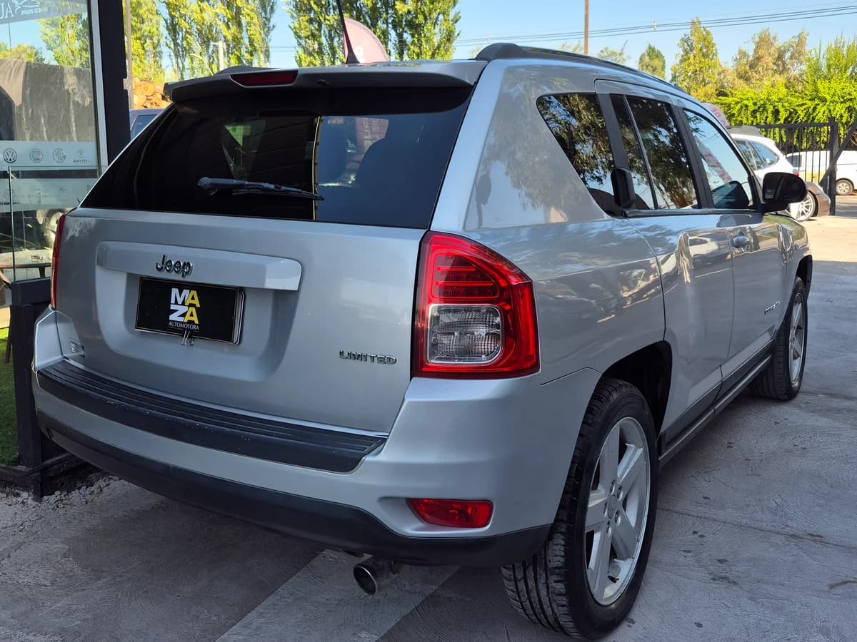 Jeep Compass Limited 2.4, Automático - Imagen 13