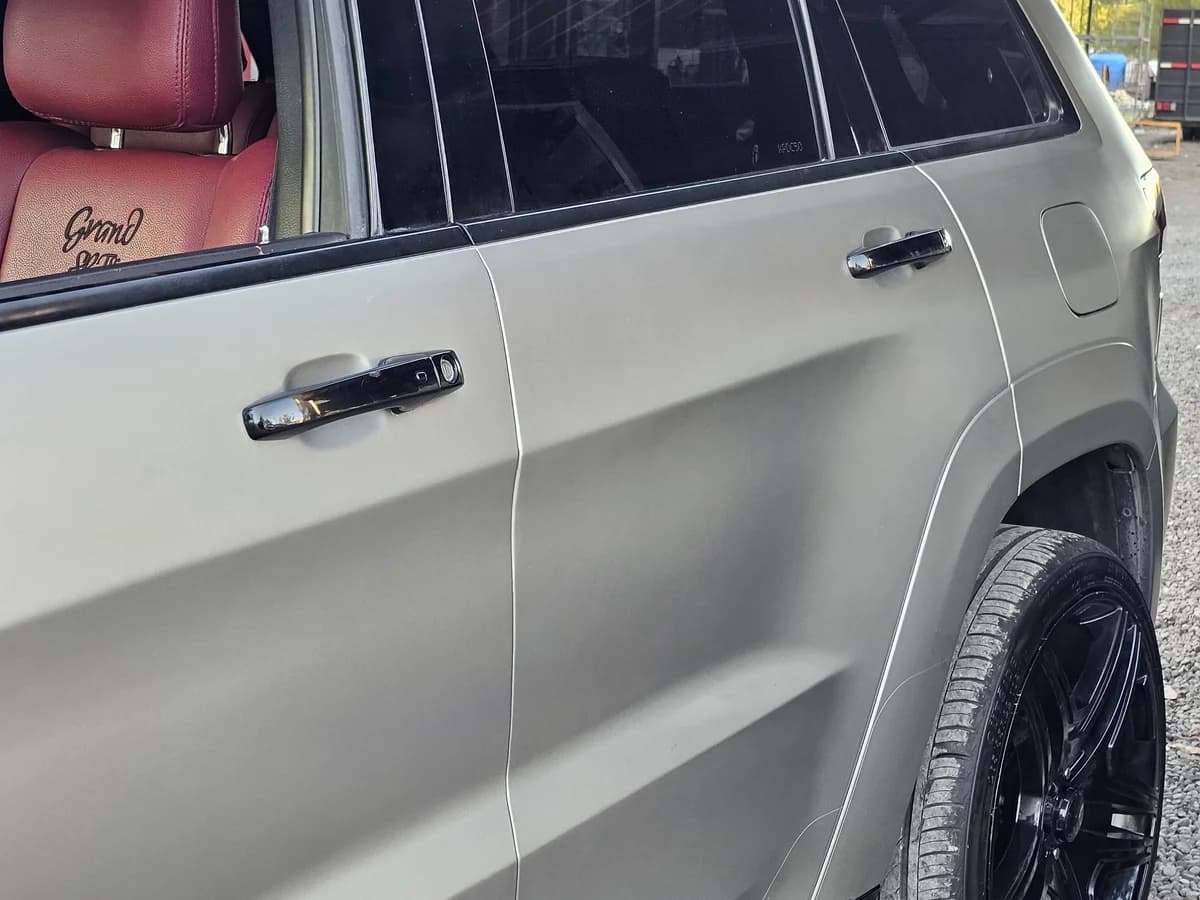 Jeep grand cherokee srt8, 6.4cc automático - Imagen 5