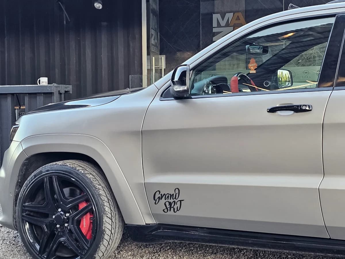 Jeep grand cherokee srt8, 6.4cc automático - Imagen 17