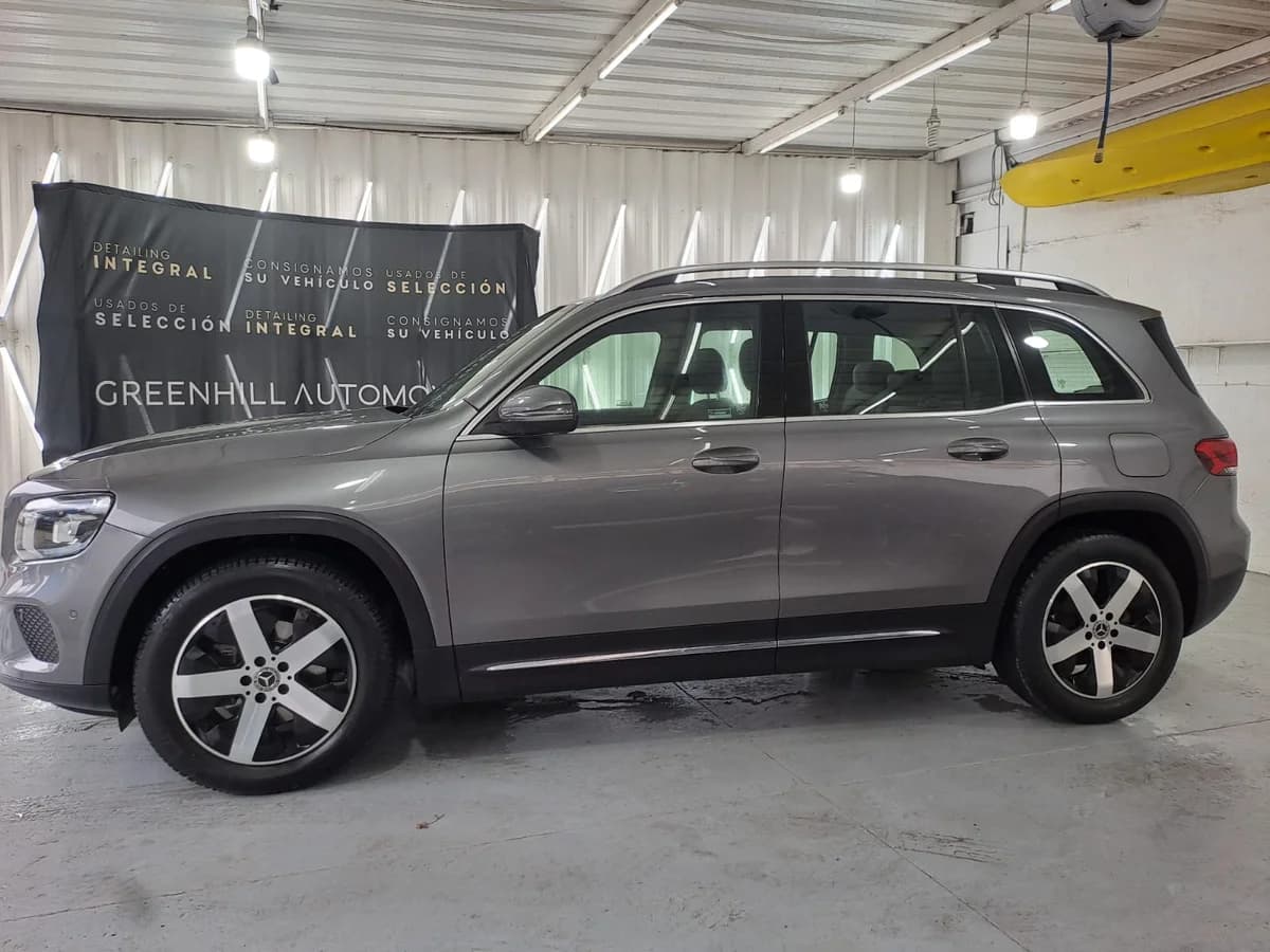 MERCEDES BENZ GLB 200 1.3 AUT - Imagen 4