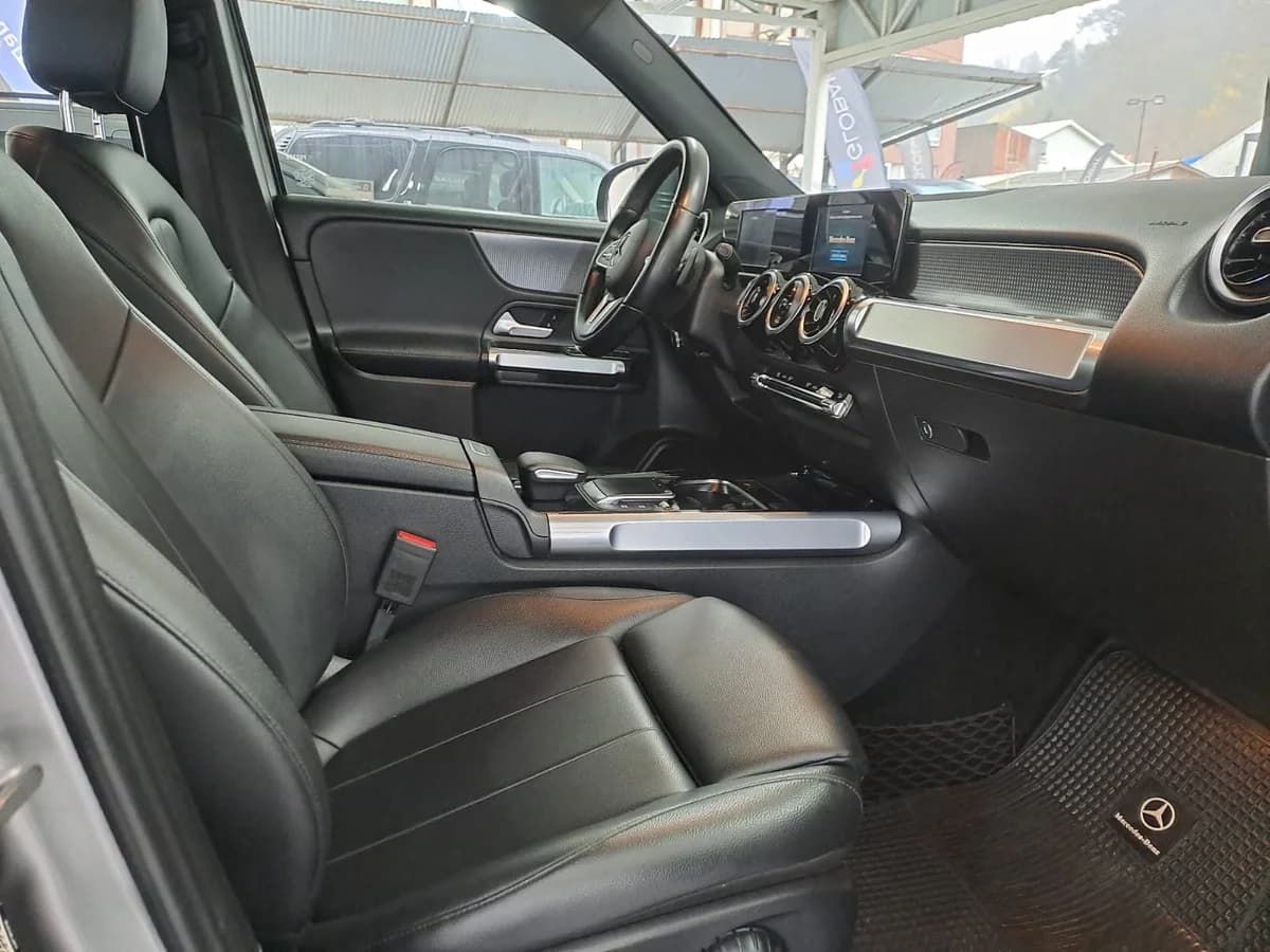 MERCEDES BENZ GLB 200 1.3 AUT - Imagen 20