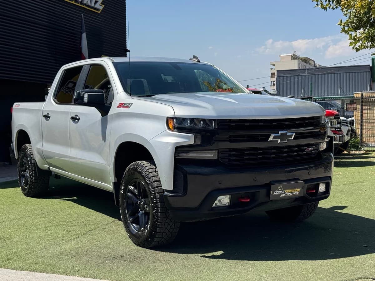 CHEVROLET SILVERADO TRAILBOSS 2021