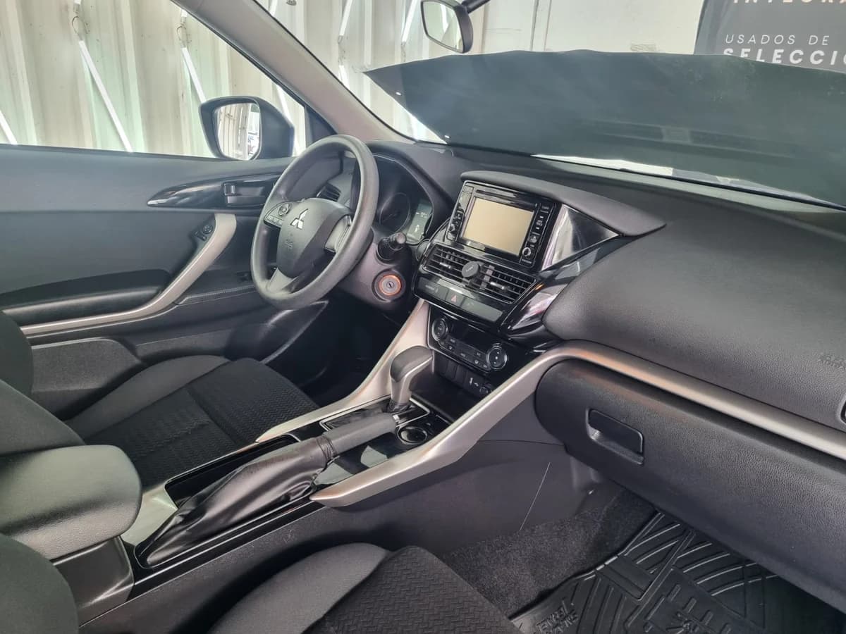 MITSUBISHI ECLIPSE CROSS RX 1.5 4X2 AT - Imagen 20