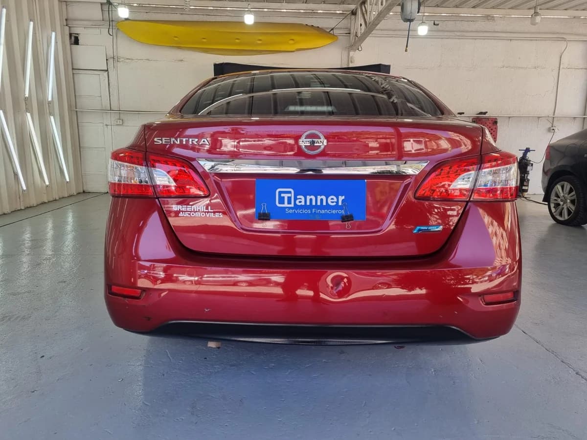 NISSAN SENTRA 1.8 MT - Imagen 7