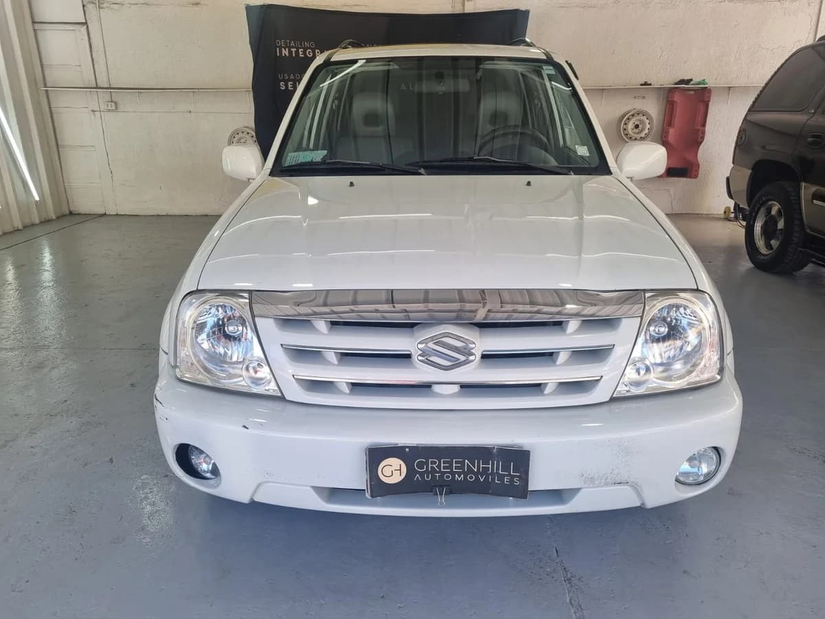 SUZUKI GRAND NOMADE XL7 4X4 AT - Imagen 2