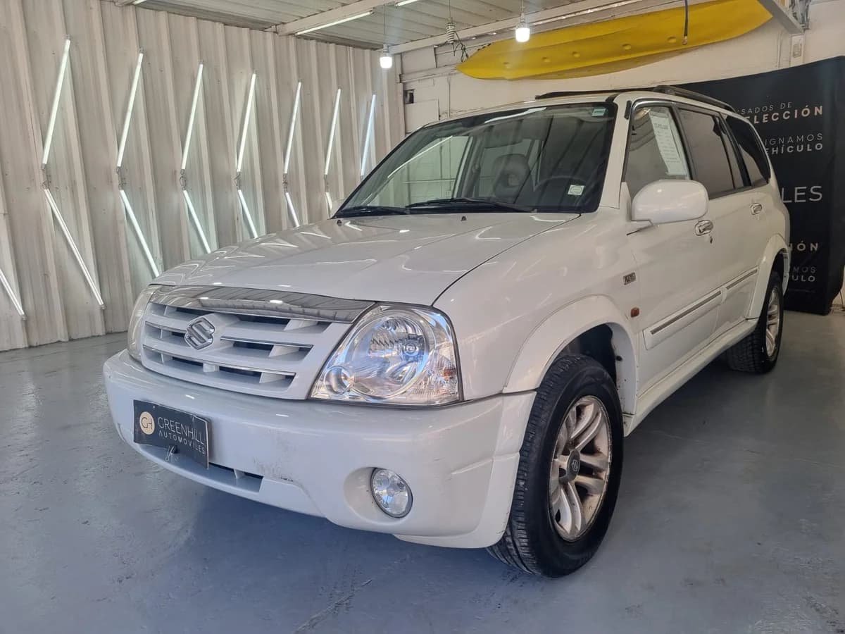 SUZUKI GRAND NOMADE XL7 4X4 AT - Imagen 3