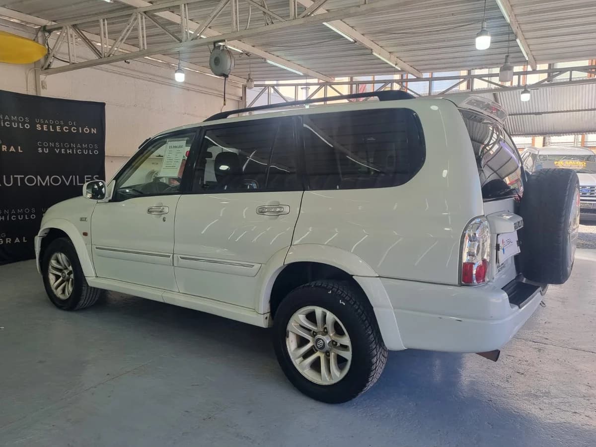 SUZUKI GRAND NOMADE XL7 4X4 AT - Imagen 5