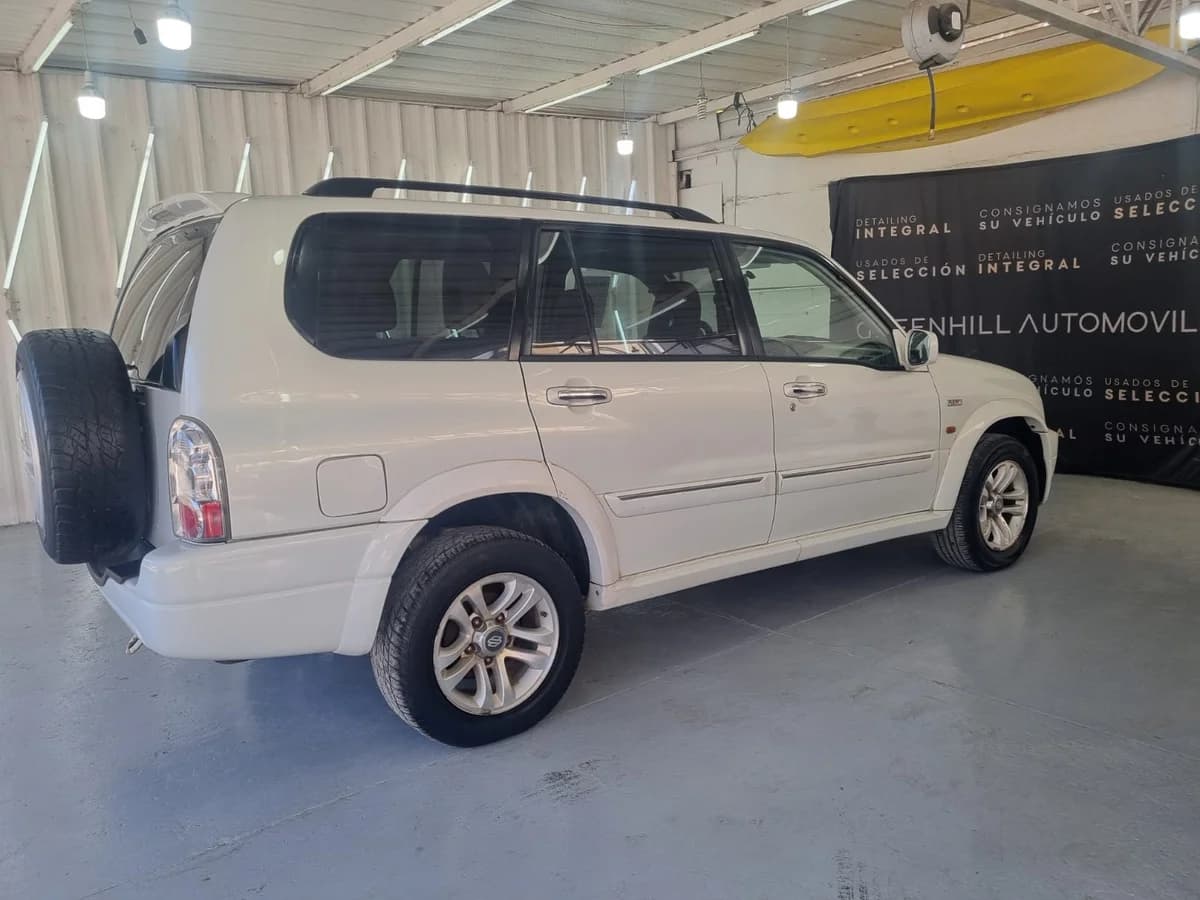 SUZUKI GRAND NOMADE XL7 4X4 AT - Imagen 10