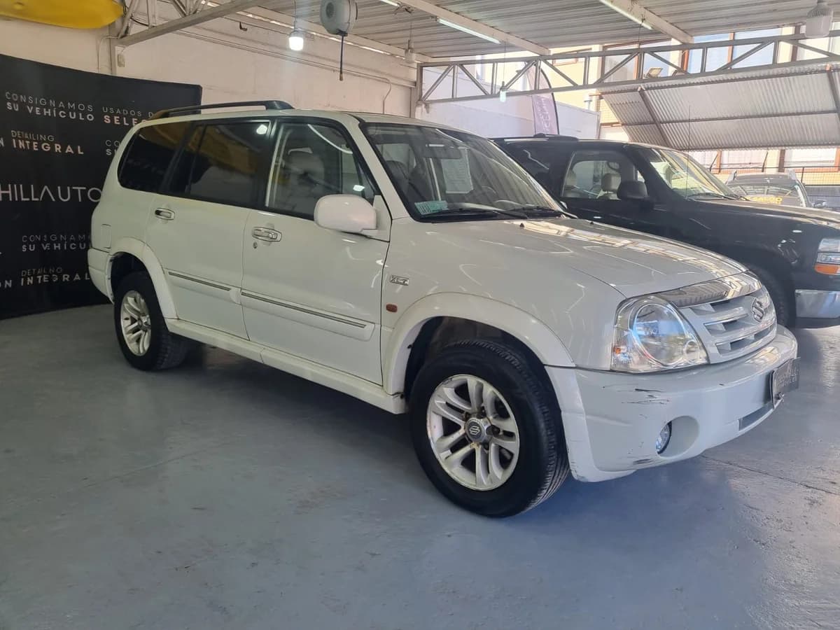 SUZUKI GRAND NOMADE XL7 4X4 AT - Imagen 12