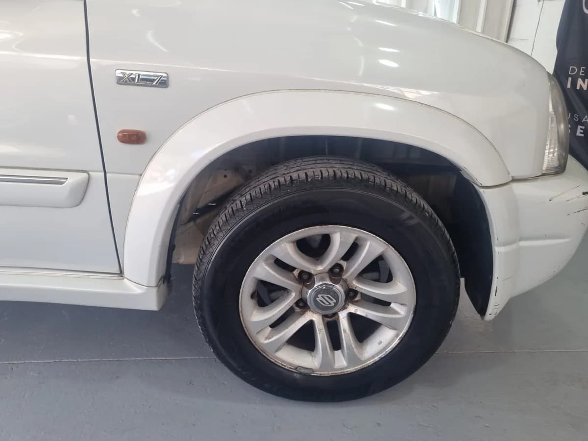 SUZUKI GRAND NOMADE XL7 4X4 AT - Imagen 13