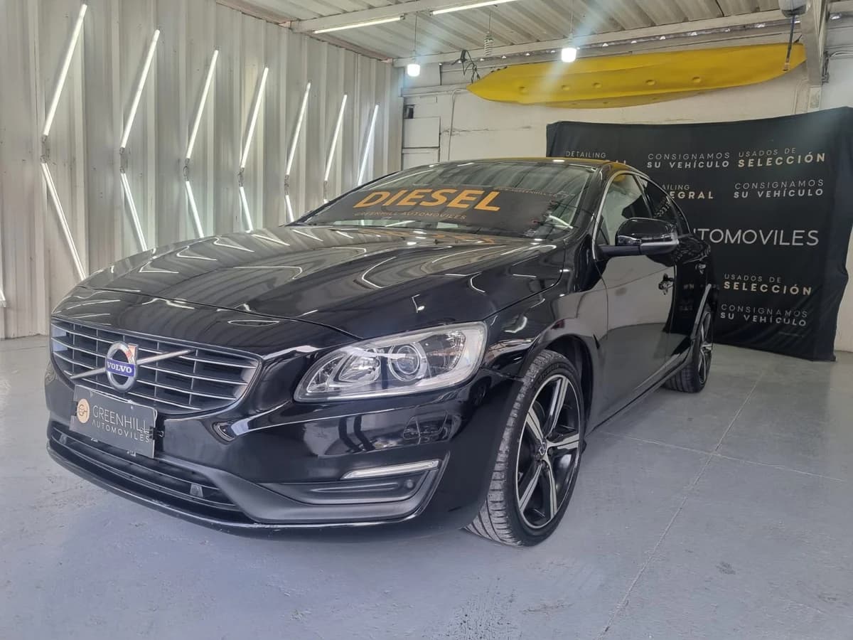 VOLVO S60 COMFORT 2.0 DIESEL 4X4 AT - Imagen 3