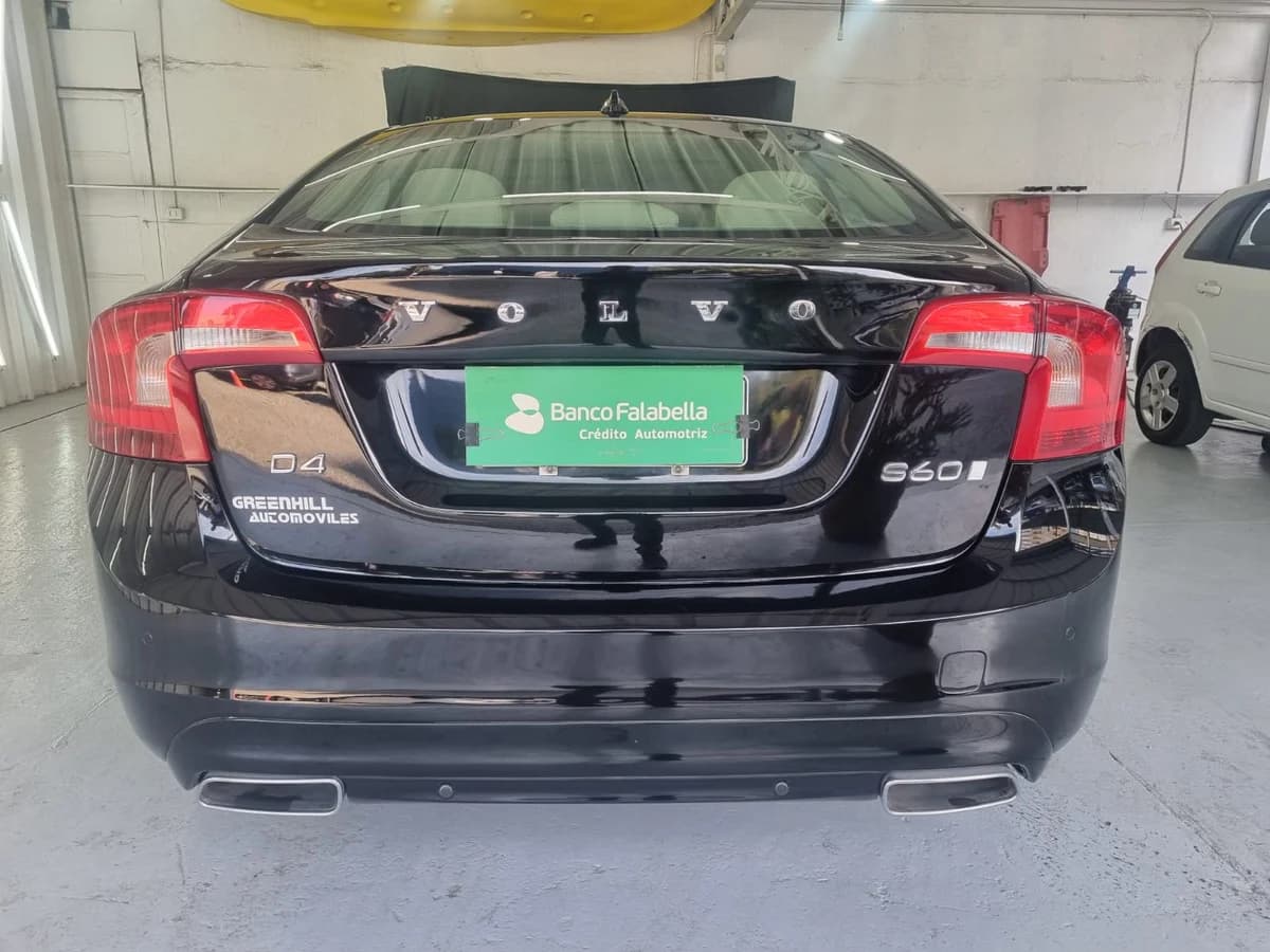 VOLVO S60 COMFORT 2.0 DIESEL 4X4 AT - Imagen 7
